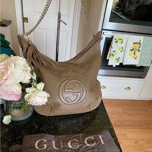Gucci Soho Chain Hobo Leather Medium Taupe Light Brown Pebbled Leather P